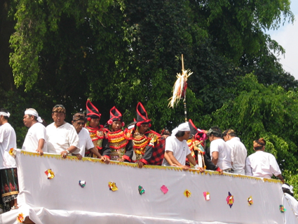  CEREMONIE DE CREMATION ROYALE A UBUD 5