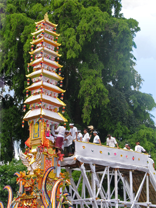  CEREMONIE DE CREMATION ROYALE A UBUD 4
