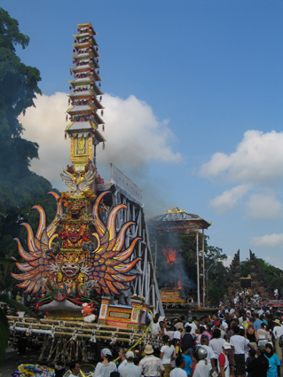 CEREMONIE DE CREMATION ROYALE A UBUD 14
